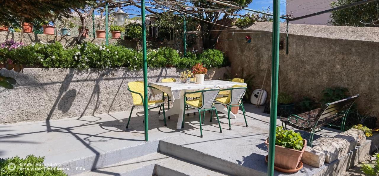 Guesthouse Palma Mali Lošinj Exteriér fotografie